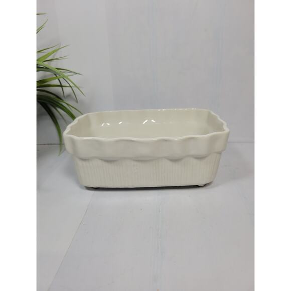 Vintage Brush USA J4-7 Pottery Planter, White Ruffled Ceramic Low Vase - Picture 2 of 5